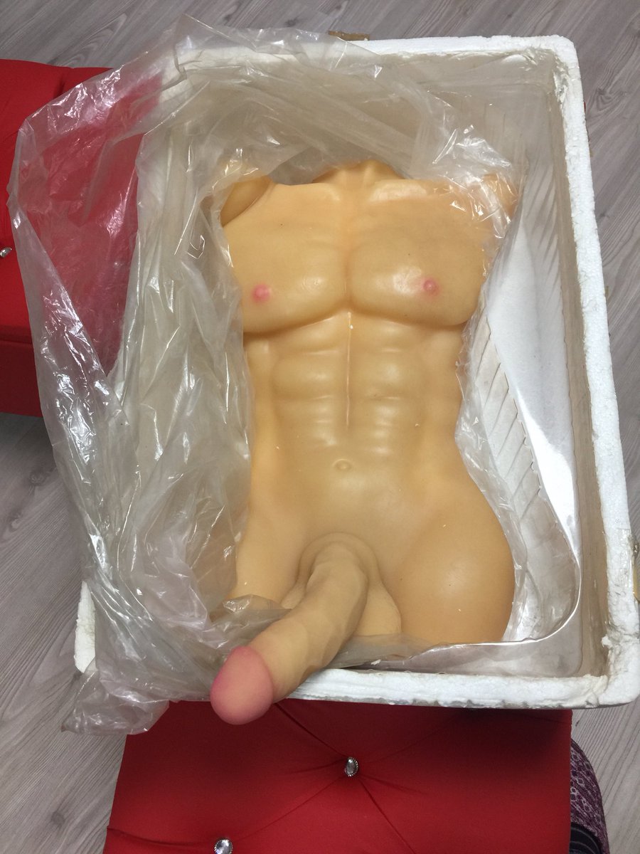 YARIM ERKEK VUCUD                                 KREDİ KARTINA 6 TAKSİT                          KARŞIYAKA ÇARŞI KOTON KARŞISI.                                                            0232 386 37 12