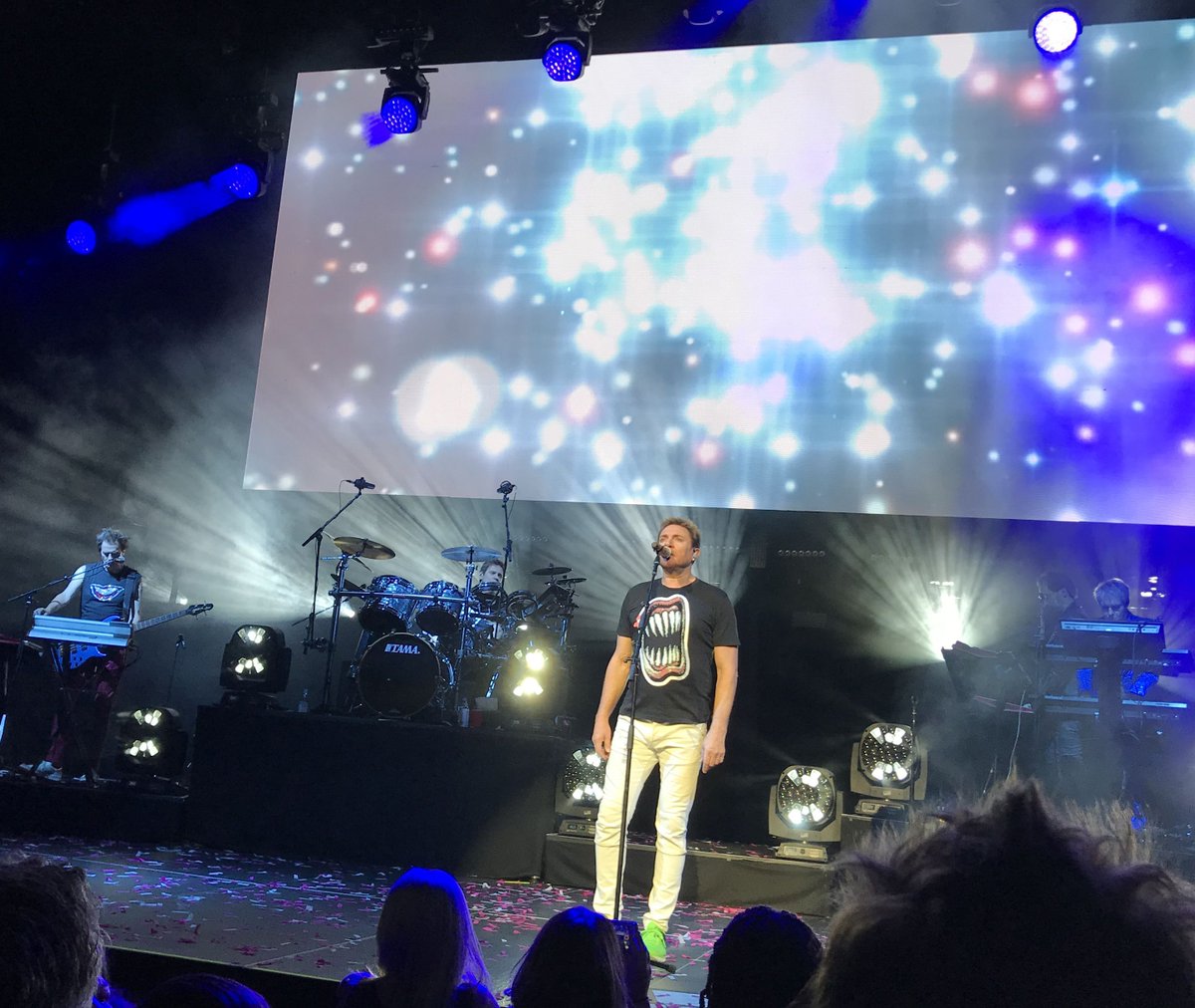 duranduran's tweet photo. What is your biggest personal hope/goal for 2019? https://t.co/00y1O65q28