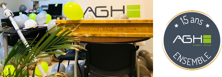 AGHcoffrage's tweet photo. #anniversaire @AGHcoffrage fête ses 15 ans !! #AGH2019 https://t.co/VpoP0ztI92