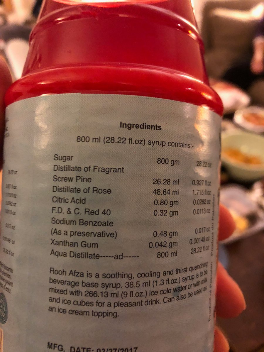 MartineBotany's tweet image. My neighbor Ken invited me over to have some of this #Pandanus drink and that made me pretty happy. #iamabotanist #screwpine