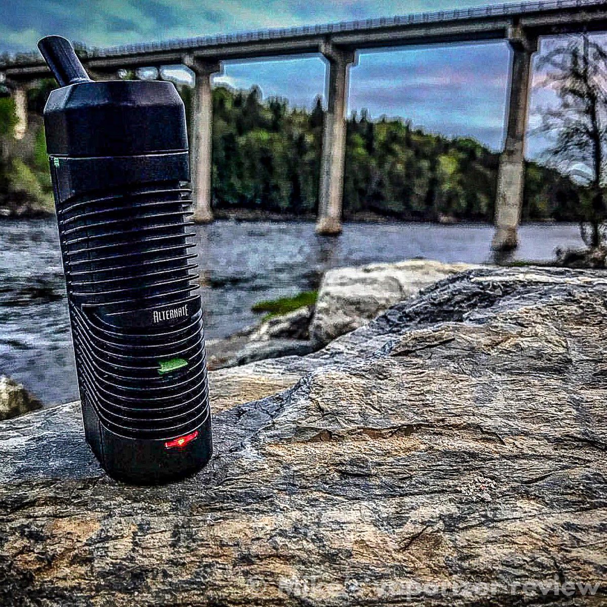 Remembering my fishing trip as this cold , snow storm filled winter is getting the best of me ❄️. 
.
.
.
.
#alternate #weedvape #pothead #cannabis #420life #highlife #stonernation #vapeporn 

<a href="/vivantvaporizer/">VivantVaporizer</a>