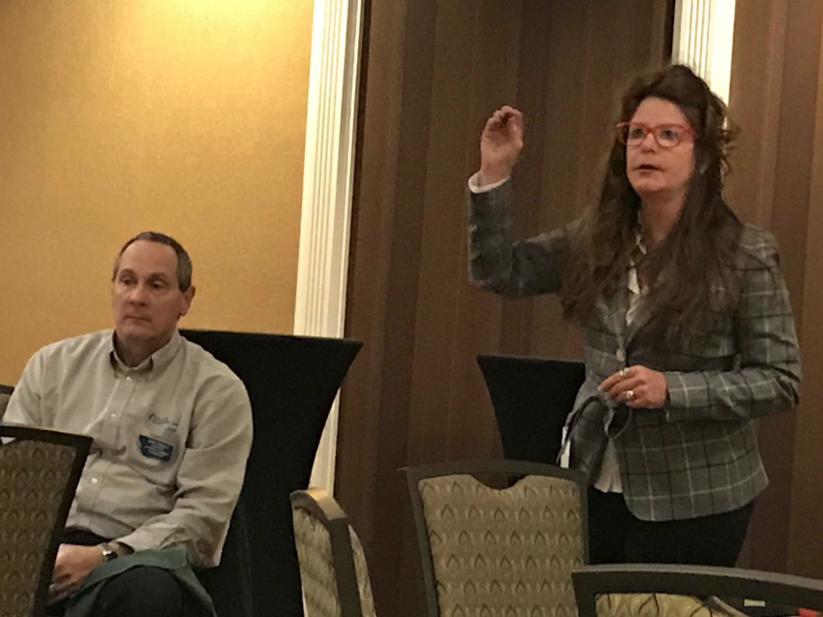 MontanaChamber's tweet photo. Thank you @SuptArntzen for speaking to our board of directors last night about how businesses can work together with schools. We appreciate your time! #BizDays19 #helena #mtchamber #montana https://t.co/kEROrq1gD7