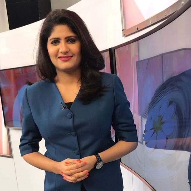 kamboj_anita's tweet photo. @Kumkum26 @abpnewstv  kumkum Diiiiii #goodnight  #HappyTuesday #Freshmoring #takecare kumkum  Diiii lovely morning tomorrow💐💐💐💐🙏🙏🙏🙏 https://t.co/WKk94J6ybi