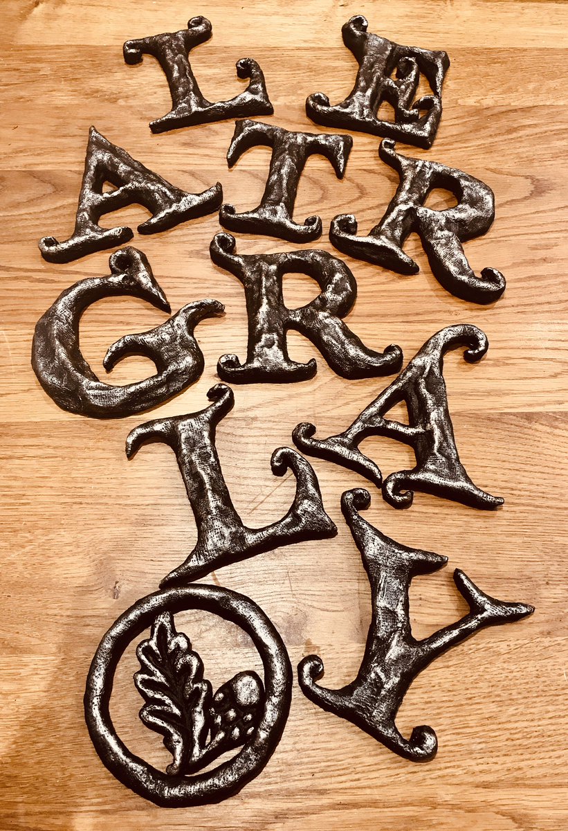 JillBusbyArt's tweet photo. Hand made gnarly metallic lettering 14cm. Ready for the gallery sign at #Brightsidesch #handmadelettering https://t.co/mQVRreK9GC