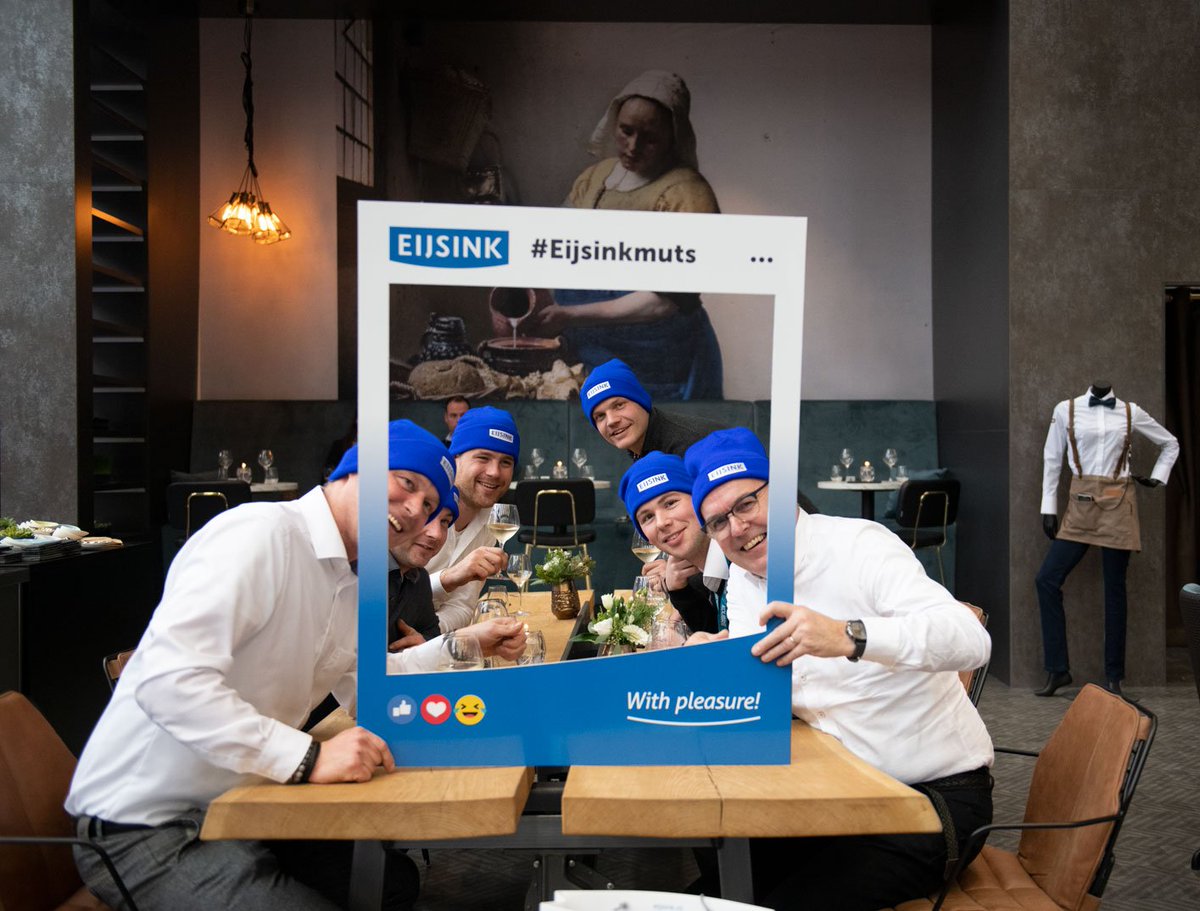 Eijsink's tweet photo. #Actie bij Eijsink! Ontvang deze comfy #mutshave op onze #Horecava-stand (01.450) en maak je eigen unieke foto. Post deze op social media met #Eijsinkmuts en maak kans op gave prijzen! https://t.co/gp6SqxUFXB