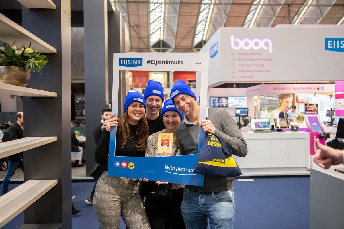 Eijsink's tweet photo. #Actie bij Eijsink! Ontvang deze comfy #mutshave op onze #Horecava-stand (01.450) en maak je eigen unieke foto. Post deze op social media met #Eijsinkmuts en maak kans op gave prijzen! https://t.co/gp6SqxUFXB