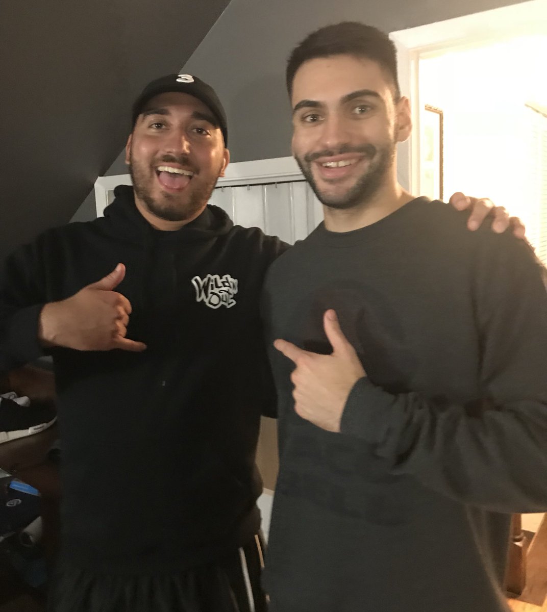 Avxry's tweet photo. Yesterday I lost one of my best friends to an illness. He was nothing but optimistic with what was going on in life. Andrew was good hearted &amp; only wanted to see the best for all his friends. His outgoing self made many smile &amp; laugh. He was a pure character &amp; Ill miss him dearly https://t.co/uO5hS18vd2