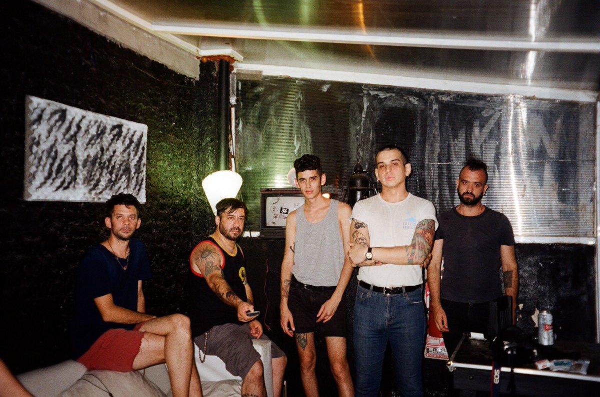 Amigues de MDQ (!) Nos vemos el sábado 26 en <a href="/MARDELPOP/">MARDELPOP</a> 2019, junto a <a href="/LosRiel/">Riel</a>, <a href="/_Zerokill/">Zero Kill</a> y más bandas geniales 🌪  Gracias a <a href="/casadelpuente/">Casa del Puente Discos</a> por invitarnos.