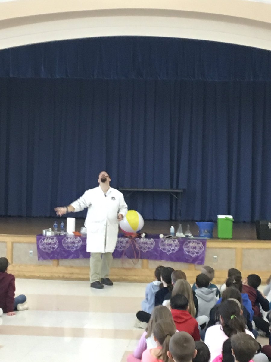 Thank you so much to the <a href="/OrchardFarms/">Orchard Farms PTO</a> PTO for the <a href="/MadScienceGroup/">Mad Science</a> presentation today. It was awesome! #Science