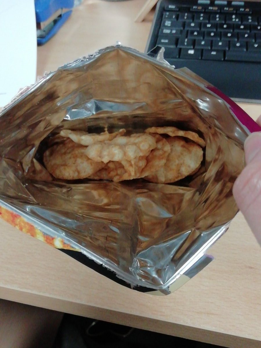 randlerandle's tweet photo. @popchipsUK how can this be acceptable?? I have just opened a packet of your popchips ridges to find approximately 8 crisps in the packet. Won't be buying again. #ripoff https://t.co/hcsZs5m9ma