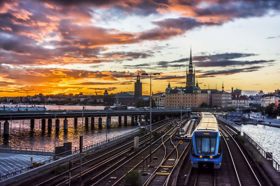 AmericanTrainV's tweet photo. Epic Train Vacation Trips Across Europe Are on Sale Right Now 

Read more: https://t.co/UHMK8sIwTH

#Europe #Luxury #Train #Vacation #Trips #FrontPagePR #CrowdfundingPR https://t.co/b7rCOx1aSW
