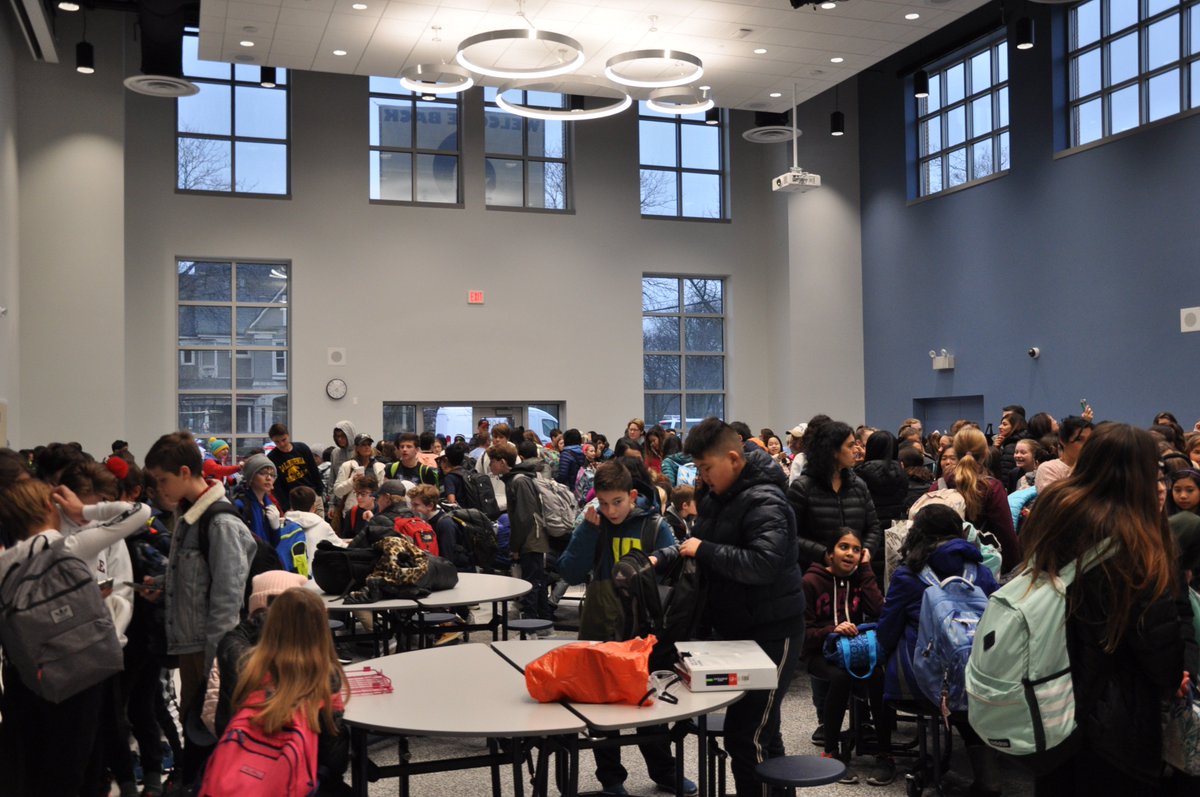 CCSD181's tweet photo. "I cannot overemphasize the magnitude of this day."

HMS Principal @rpena181 addresses students during their first day in the new building. Read more at https://t.co/A0cz2mjcgo https://t.co/hGaeqfhdTM
