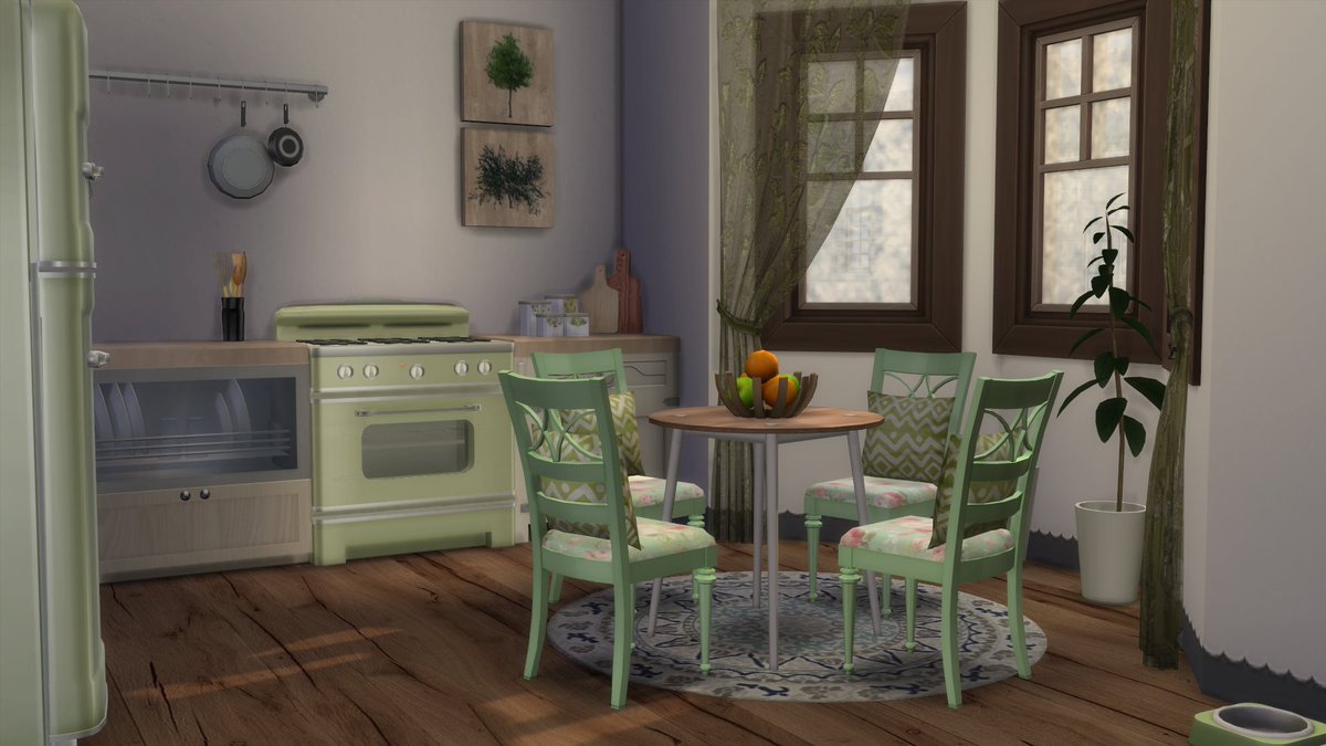 AnarchySims's tweet image. Una misma zona de la casa decorada sin CC y con CC....Y ambas igual de bonitas 🥰 Nuestras usuarias tienen mucho arte💃!!