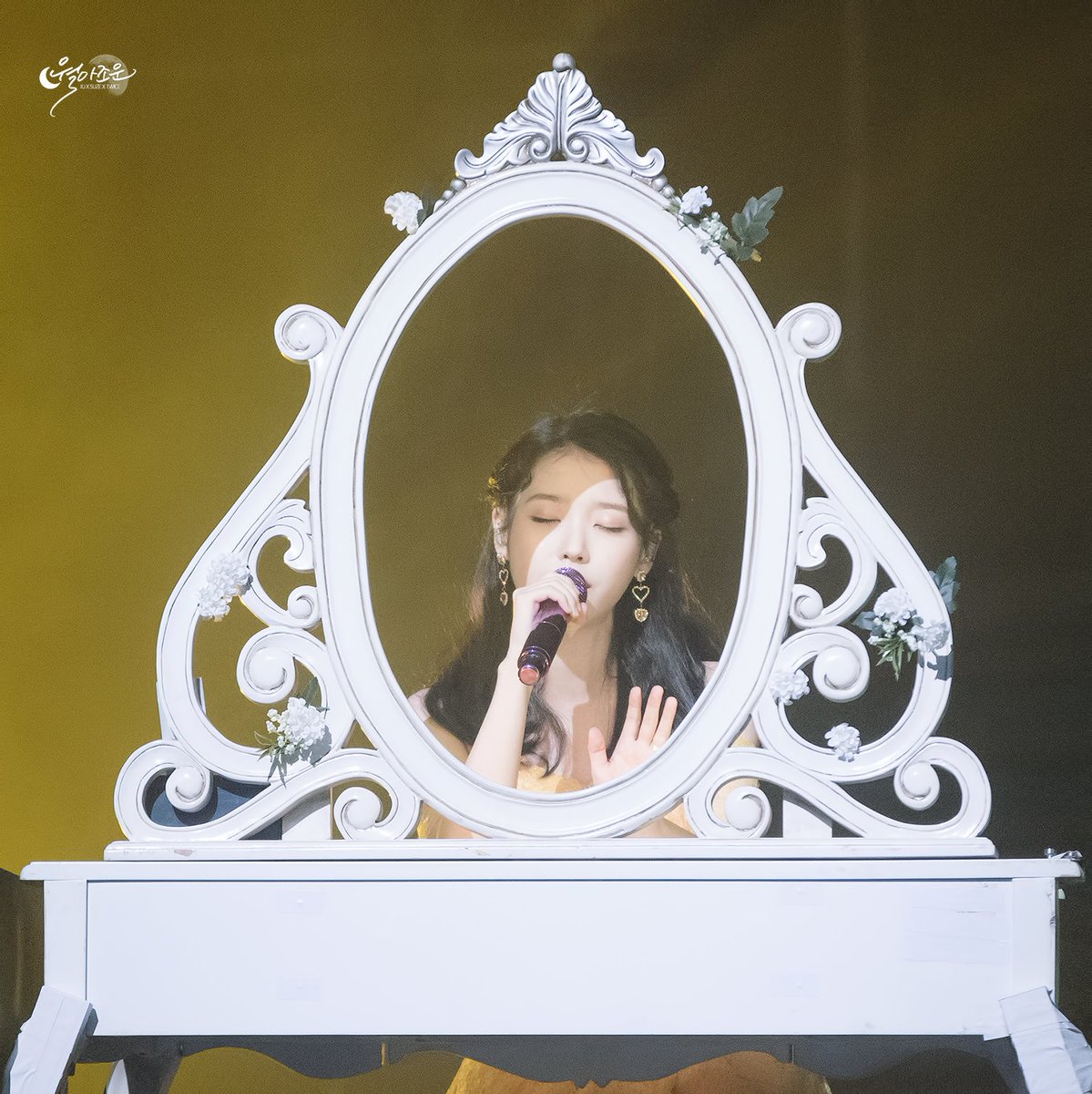 dnjfdkwhdns's tweet photo. 190105 dlwlrma in 제주 - 3

#IU #아이유 https://t.co/4ICgGEO5yj