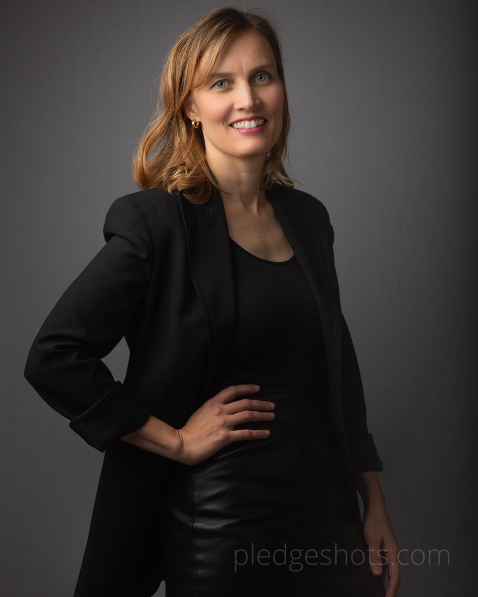 Pledgeshots tweet media