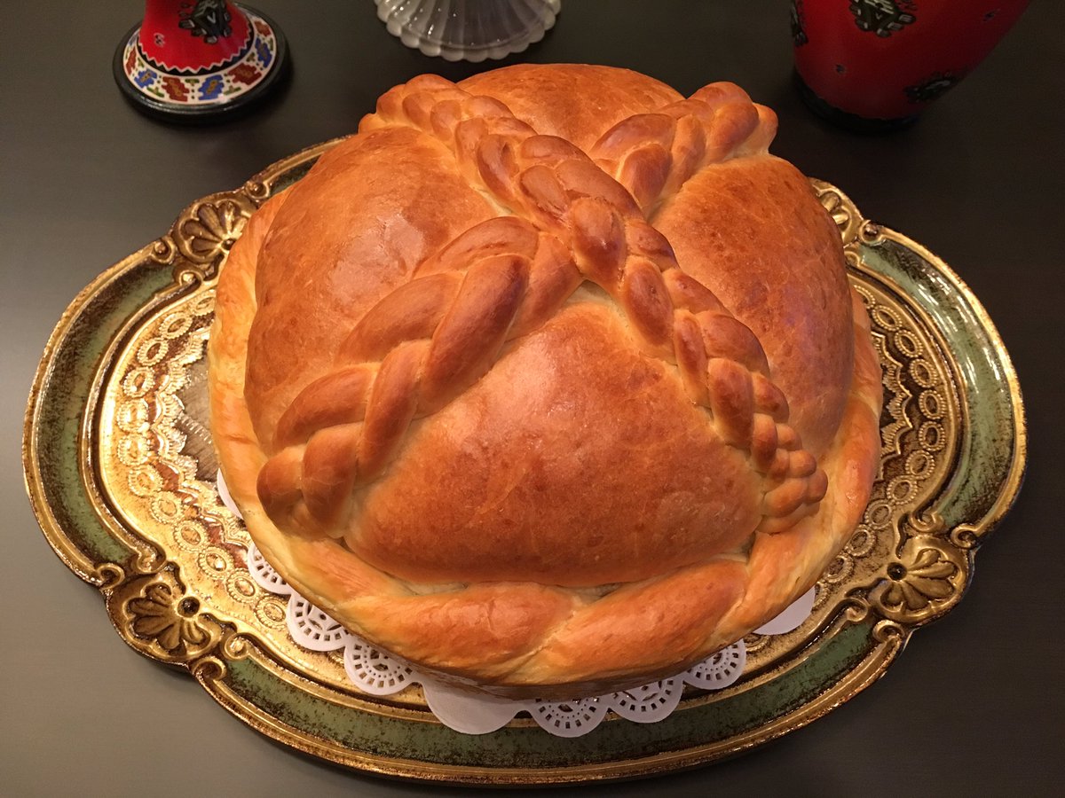 marijamijalko's tweet image. #ChristmasBread ... Greetings and best wishes to all who celebrate today