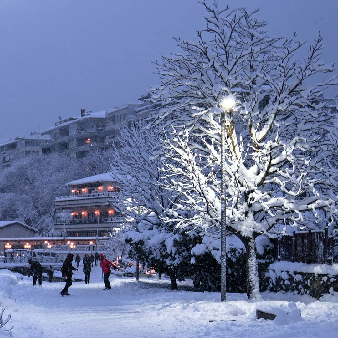 NatureforHuman's tweet photo. (📷: @muratate.s )
Moda, Kadikoy, Istanbul❄⛄
.
.
#naturephotography #nature #naturelovers #photography #natureinspired #nature_good  #world #winter #snow #istanbul #kadikoy #moda #turkey https://t.co/xDRxe5DMXH