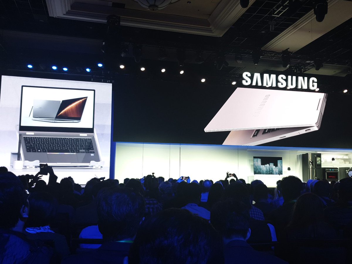 Revista_EyN's tweet image. El año pasado Samsung lanzó #smartTV conectadas incluso con LTE. En 2019, habrá herramientas poderosas para seguir conectado
Vean la #Notebook9 256GB de memoria 
#SamsungCES2019