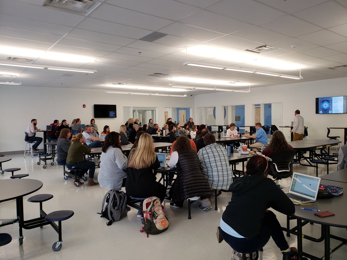 Gibbs Middle Staff reinforcing knowledge over Tier 1 Academic and Behavioral Supports! #ItsAGibbsThing @PrincipalCWhite