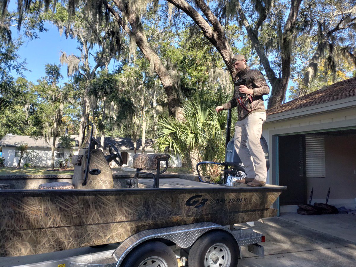 seadek's tweet photo. Take a look at this one-of-a-kind Terra over Chocolate #customseadek kit for @Jacksonville Jaguars punter, Logan Cooke. It turned out awesome! 
.
.
.
.
.
#seadek #genuineseadek #seadeked #marineflooring #industryleader #boating #nonskid #nonslip #antifatigue https://t.co/6wPKOCvJop