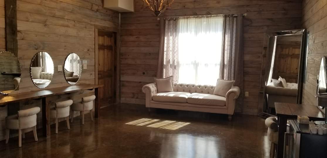 izenstone's tweet photo. And so the adventure begins.... 
You are going to love getting ready for your big day in our stunning bridal suite! Book a venue tour today, we can't wait to show you around!
#wedding #Engagement #BrideToBe
https://t.co/3UAASqGUSm https://t.co/yWdnXvp00q
