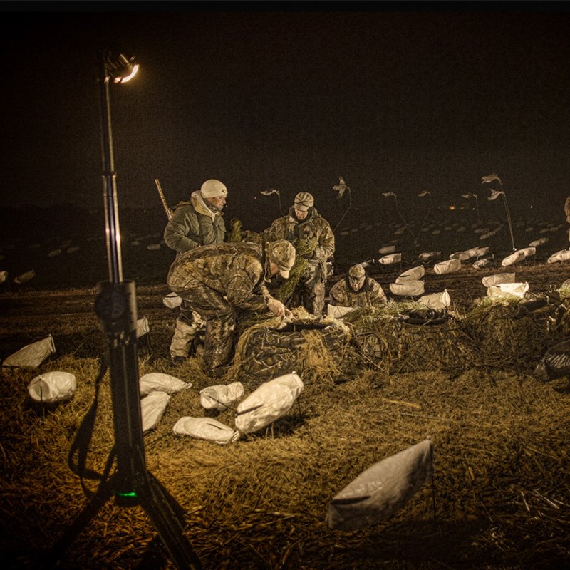foxfuryLED's tweet image. "...In predawn darkness...we could see how our spread looked before daybreak..." Photo Cred: Mitch Kezar

 #Nomad #SceneLight #Field tested #Hunter approved #SHOTshow