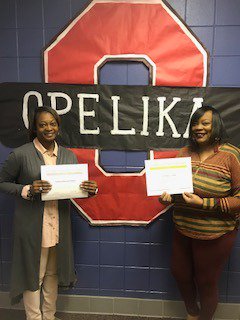 sbroyster's tweet image. Congratulations to @opelikaschools newest Google Certified Educators!
Level 2 Certifed - Mary Clark @WestForestInt 
Level 1 Certified - Vanessa Tolbert @WestForestInt 
Amazing educators, making a difference!
#OpelikaEdTech #MyOpelika @GoogleForEdu