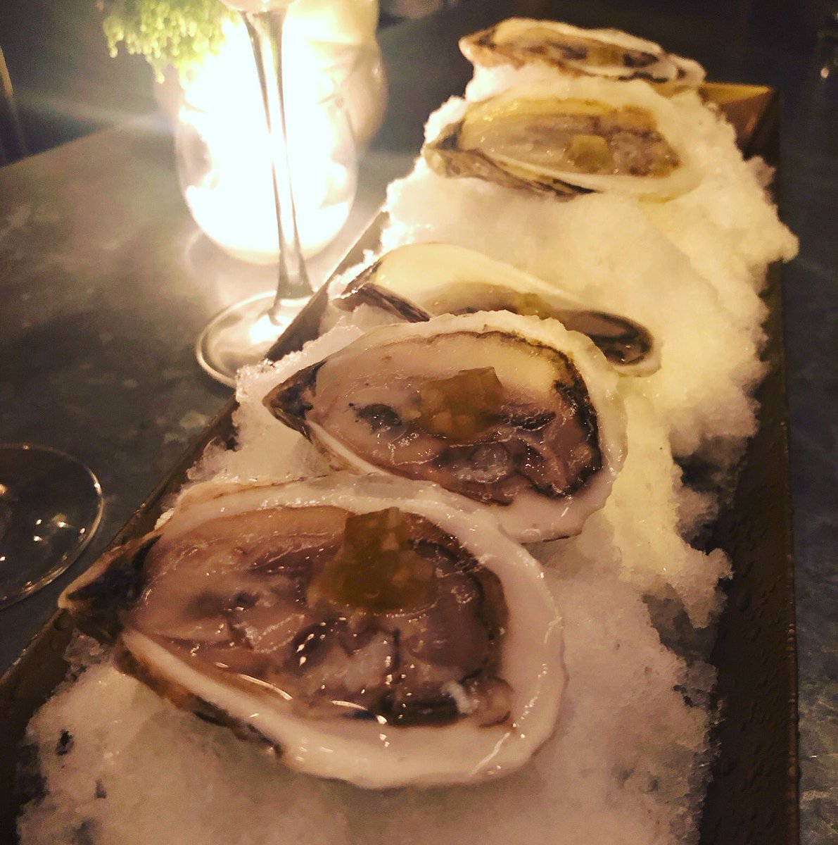 Good news to kick off your week... we have $1 oysters every Monday night 🙌🏼 #dollaroysters #happymonday