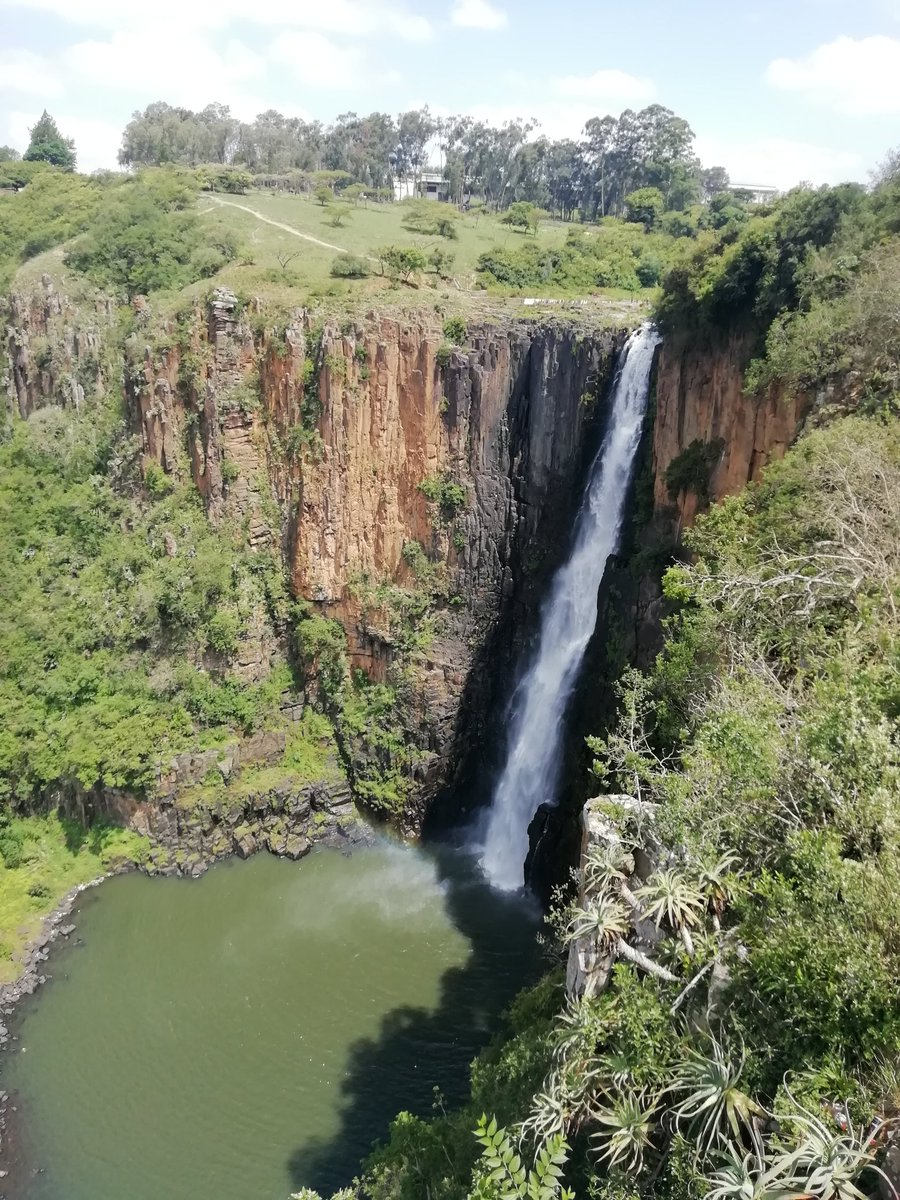 ColesLarce's tweet photo. Howick Falls, so simple yet so thought provoking. https://t.co/iAQwFocxWS