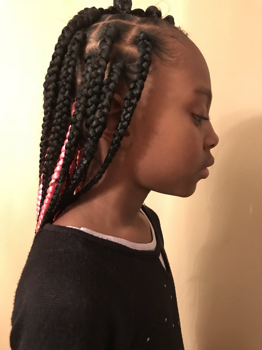 itsmrsdoitall's tweet photo. Kids Style Box Braids/ Side Part + Color (Her Fav Color) 💁🏾‍♀️
Location: Chicago 
#NeitFreak #ItsMrsDoItAll #ChicagoBraids #DMVBraids #DCBraids #BoxBraids #KidsBraids #KidsStyles #KidsBoxBraids #NiceAndNeat https://t.co/SAeyuyq6RE