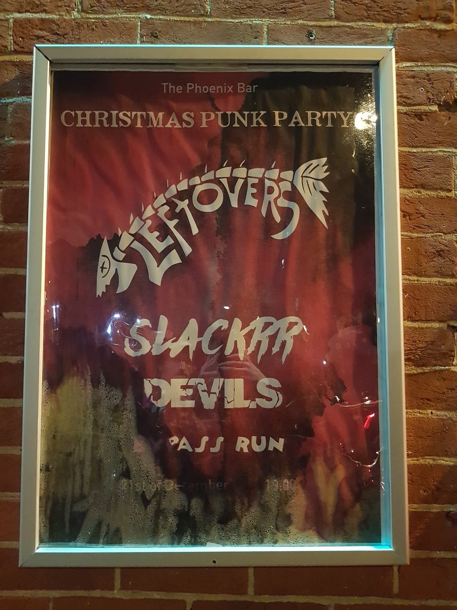 devilspunkrock's tweet image. We’ve been a bit quiet over the break now we are back !! a few pics from our last gig of 2017 with our new besties Leftovers - we love you guys - and a shout out to the fab Slackrr - check both these bands out they are well worth it - marvellous - see you at a venue near you soon