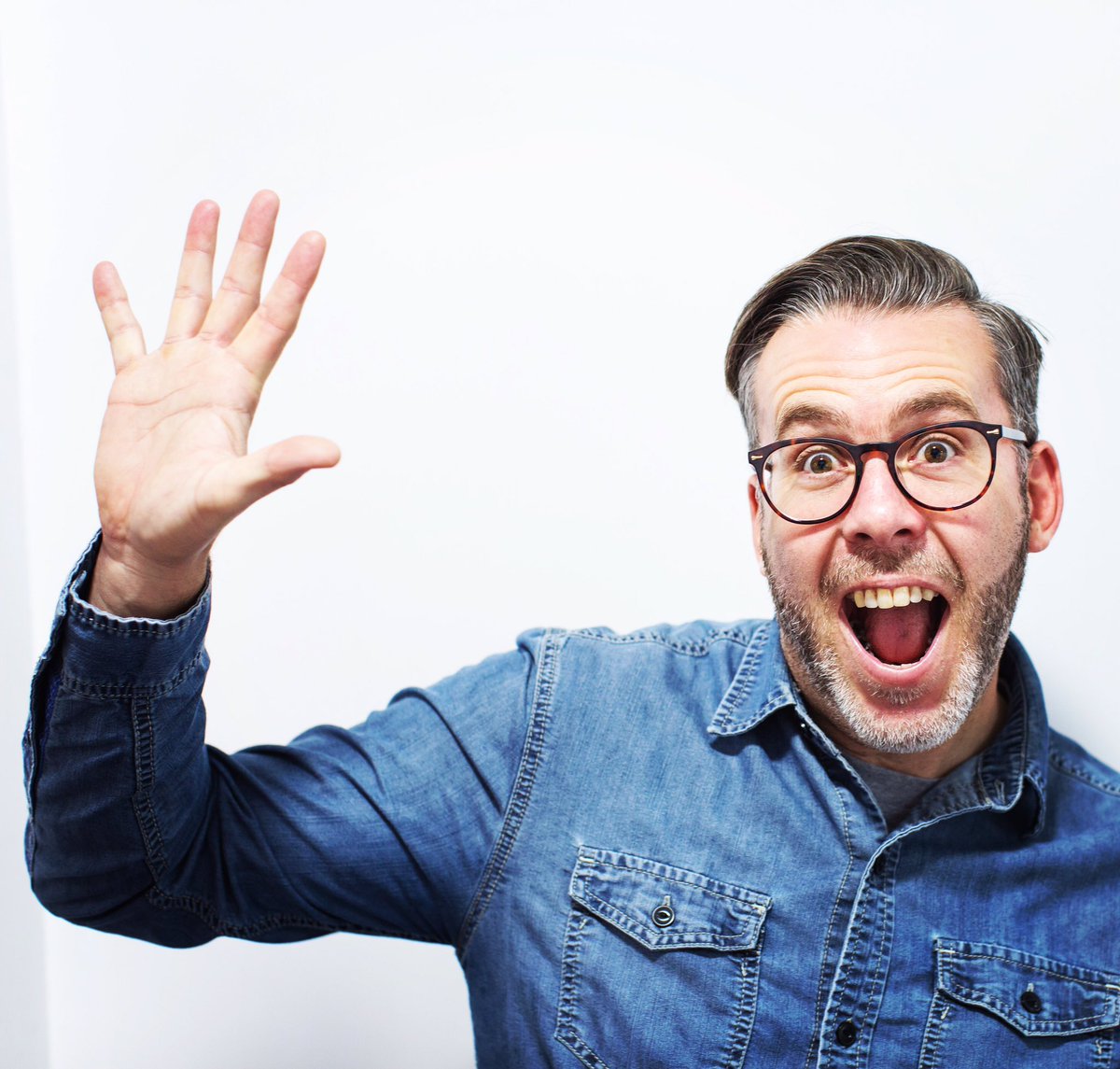 WykeCreative's tweet image. I survived! First day back was hugely productive, hope that is a sign for 2019! Yes, this is still how I look! #dorsethour #letssmash2019