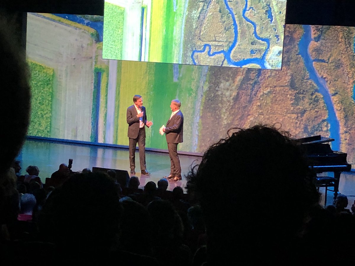 Het gesprek! 😀 #rodeloper2019