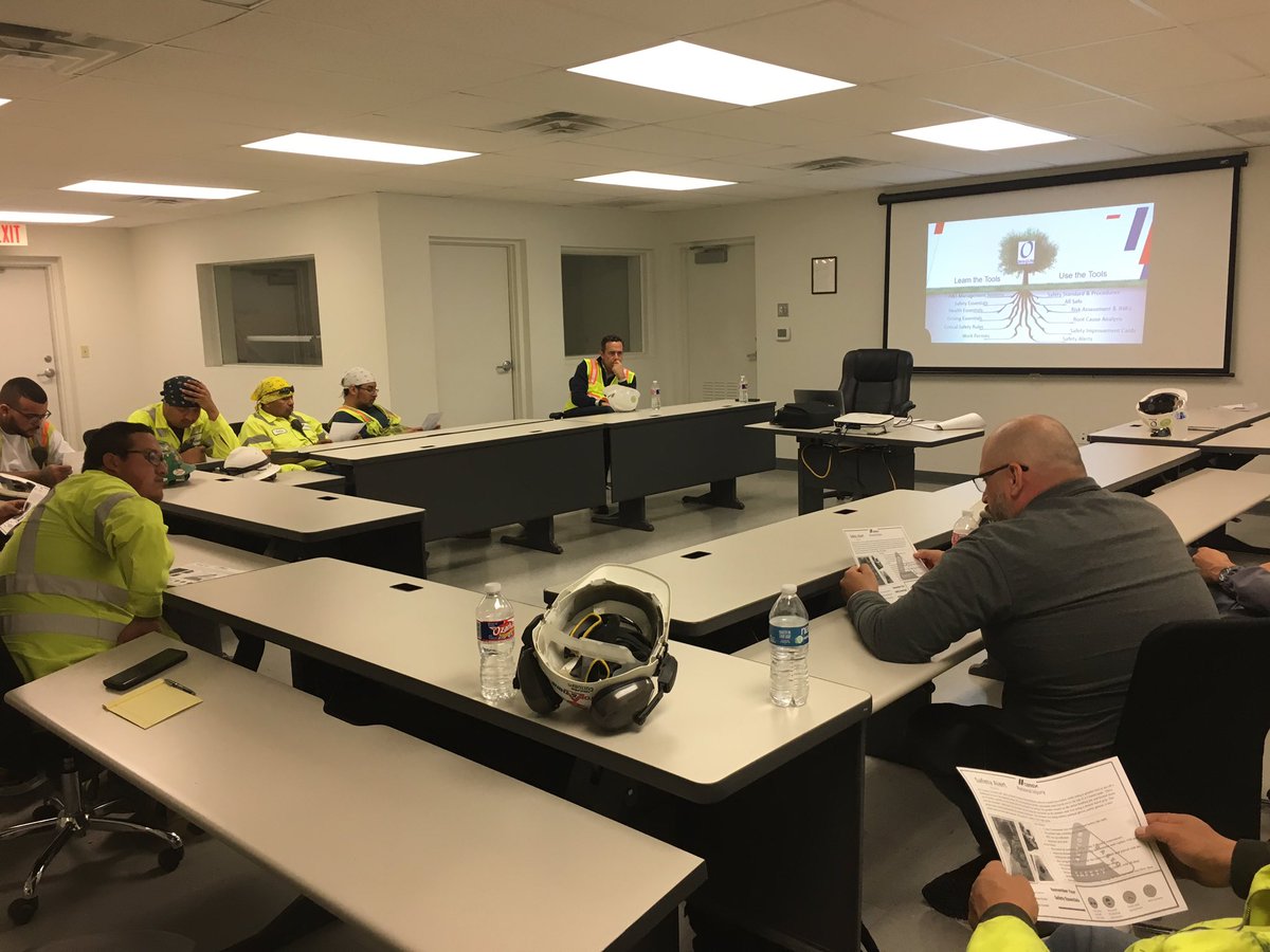 mattwild1971's tweet photo. Safety week meeting @CEMEX_USA Houston Cement Terminal #zero4life https://t.co/eneCF67NR5