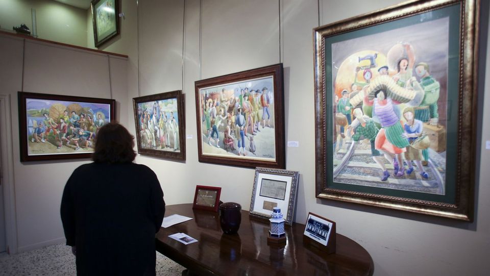 vozferrol's tweet photo. Exposición homenaje a González Collado en el Casino Ferrolano https://t.co/IhkImsNQnA https://t.co/5VbtTZvy8O