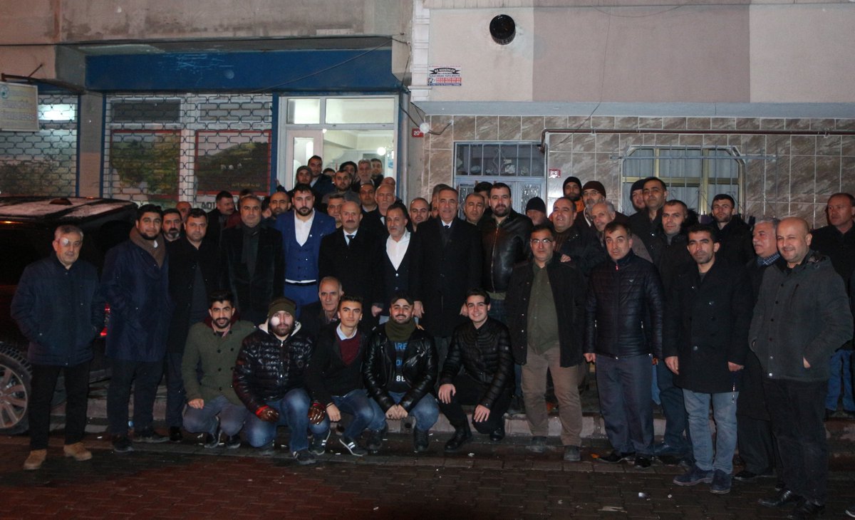 avadursun's tweet photo. Adıyaman Dumlu Köyü Derneği'ni ziyaret ederek, dernek yönetimi ve üyeleri ile beraber keyifli bir sohbette bulunduk. 
#TevazuSamimiyetGayret https://t.co/xmfcoACpVk
