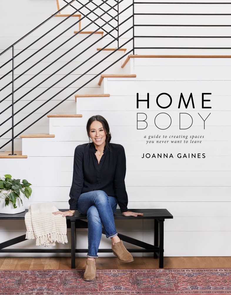 dominomag's tweet photo. .@joannagaines Shares the #1 Decorating Mistake People Make (and How to Avoid It): https://t.co/JOYZgWztGr https://t.co/mGIGVeBdtQ