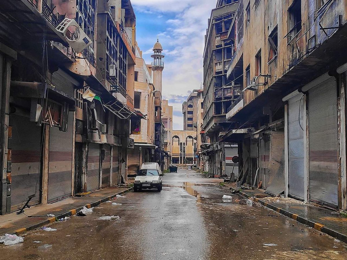 #syria #syrianarabrepublic #homs
#street #streetstory #streetstyle #streetmagazines #streetphoto #streetphotography #photography #buildings #mosque #car #skoda #winter #rain #door #windows #mobilecamera #pocophone