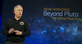 RealSciencing's tweet photo. Ultima Thule is located at the very edge of our solar system, well beyond Pluto and nearly into deep space. https://t.co/lFOVmISWBd https://t.co/HnQiCnCgoa