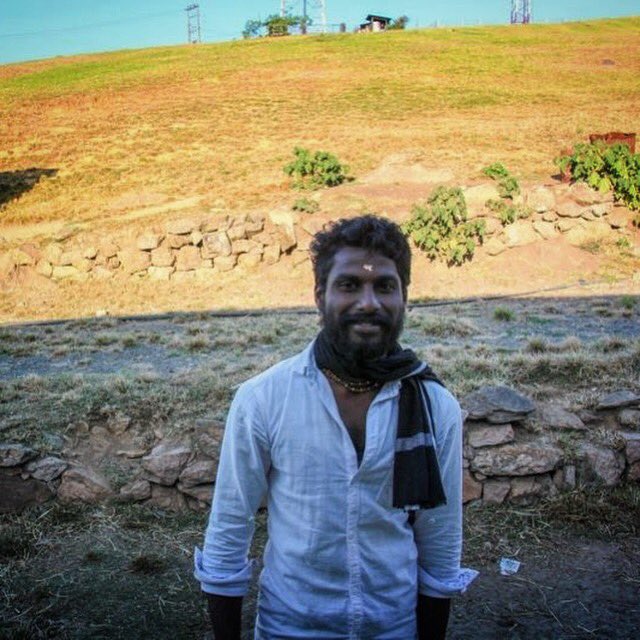 It is so important to know your farmers! That is why we are dedicated to partnering with small farms that grow our products using sustainable, biodynamic, and organic farming practices. From farm to bottle to you!#ayurveda #harmonyveda 
#pureayurveda
#ayurvedicmedicine
#Healthy