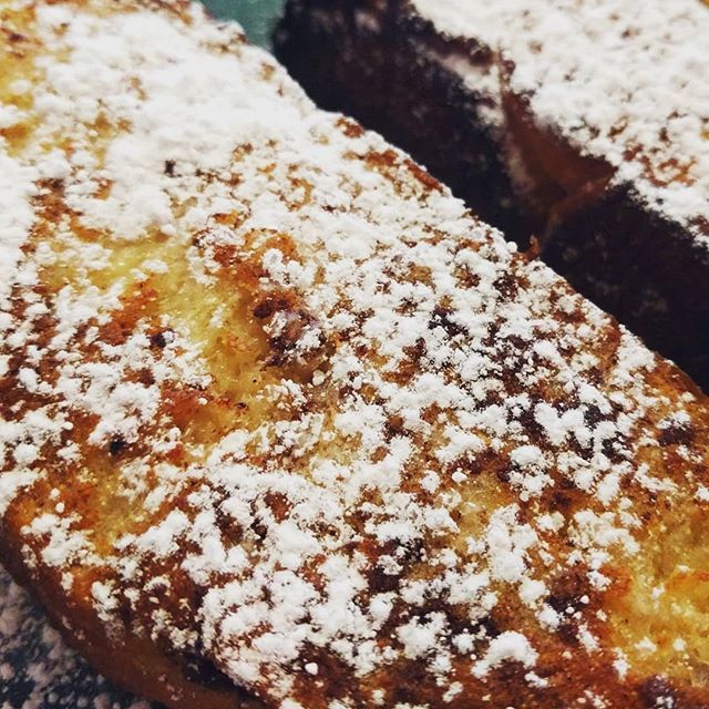 soapywarpig's tweet image. French toast made with home-baked Challah bread for my last full day in Texas.
.
#frenchtoast #challahbread #bread #baking #homemade #breakfast #brunch #toast #lastday #texas #vacation #sweet