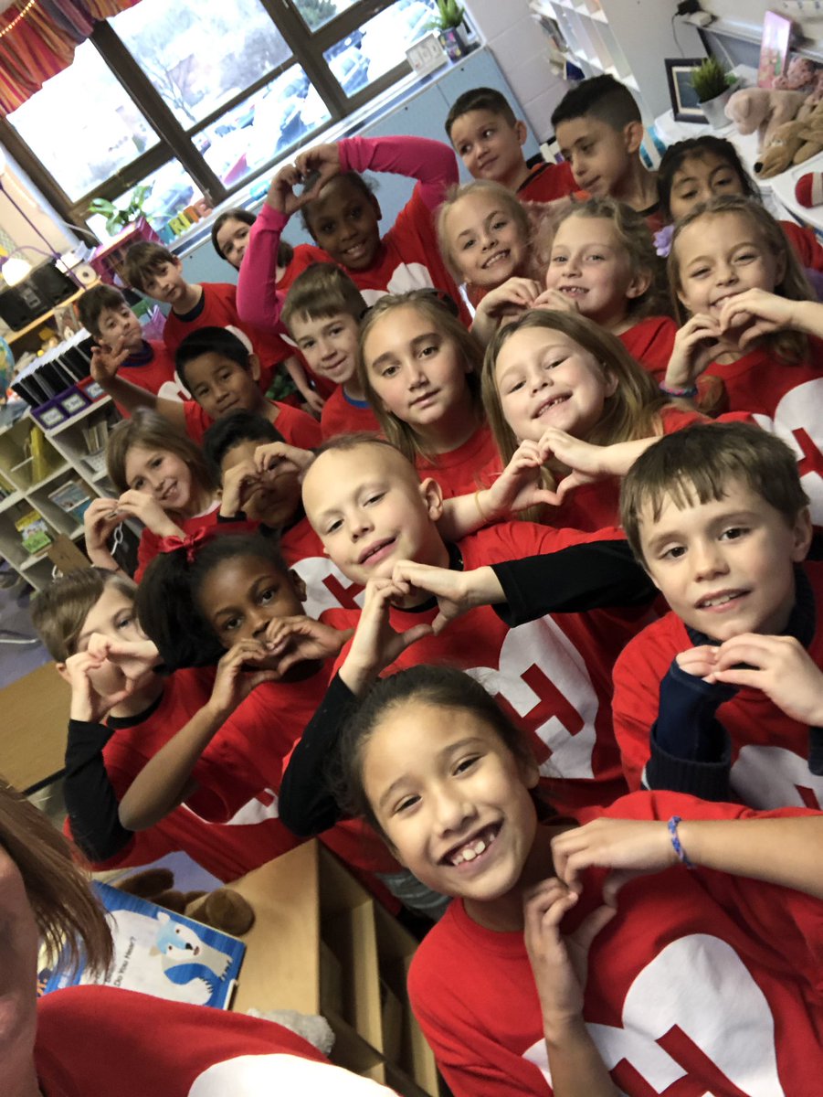Heritage has HEART!!!! #WEareLakota <a href="/HeritageECS/">Heritage Early Childhood School</a>