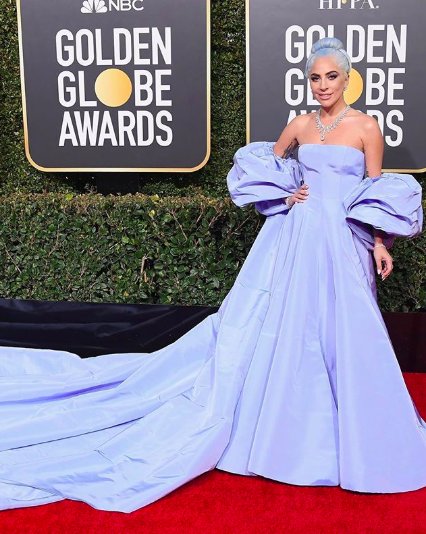 tåge rigdom menu The GoldenGlobes red carpet sizzled as Lady Gaga strutted in vintage  Valentino. For more ISPYBNY moments from the big n... | Barneys New York |  Scoopnest