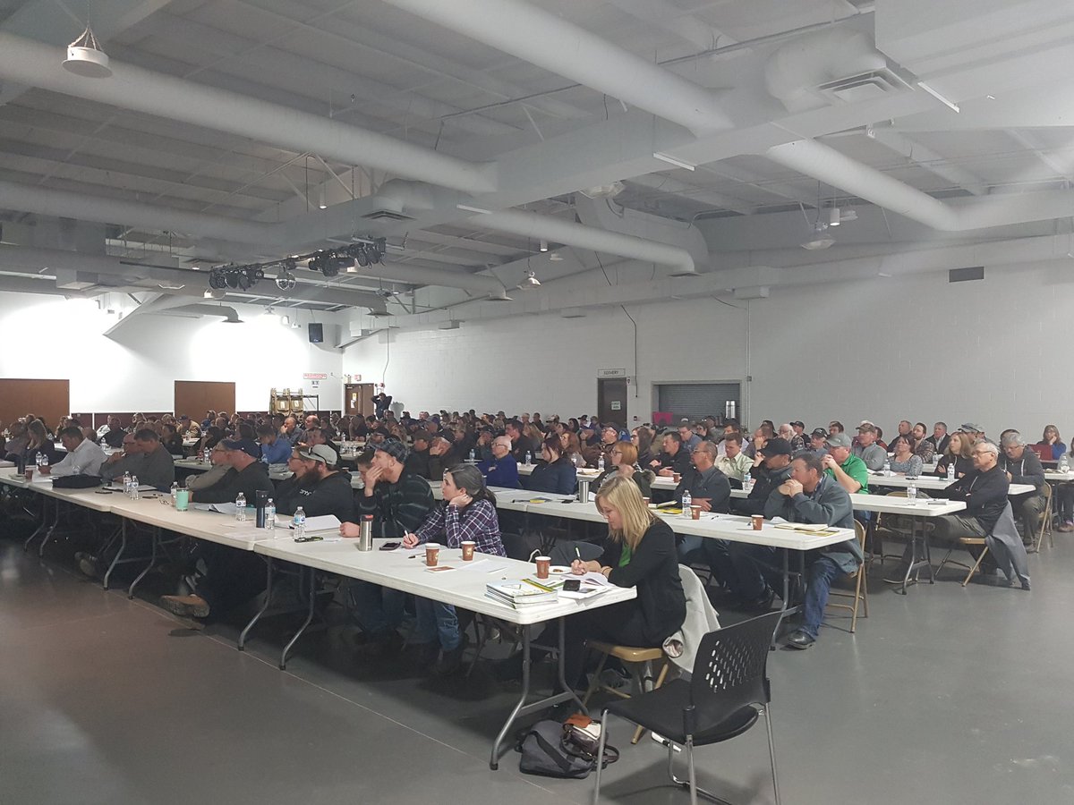 Page__Newton's tweet image. 200+ growers pack the Indus Hall today to learn #clubroot strategies! Thx @canolacouncil for an informative event! S AB has a chance 🌱 to prevent it! #WestCdnAg #plant2019