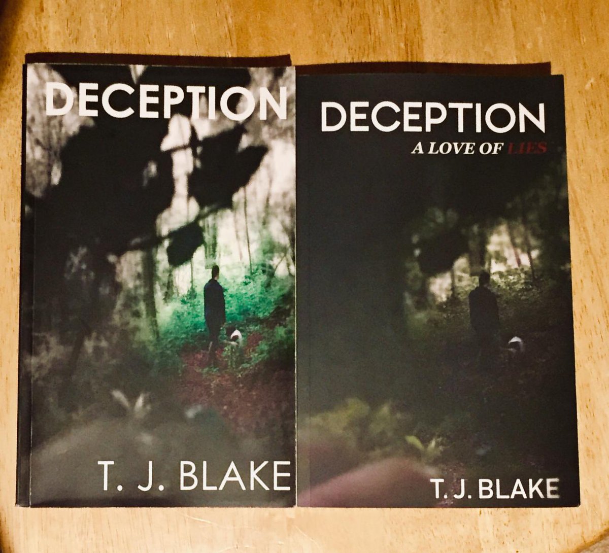 TJBlake93's tweet photo. My DECEPTION copy with the new cover arrived yesterday. I compared it to the old book cover in my latest blog: https://t.co/cuIyHDqeOu #bookcovers #deception #aloveoflies #bookcomparison https://t.co/6amegAKR6k