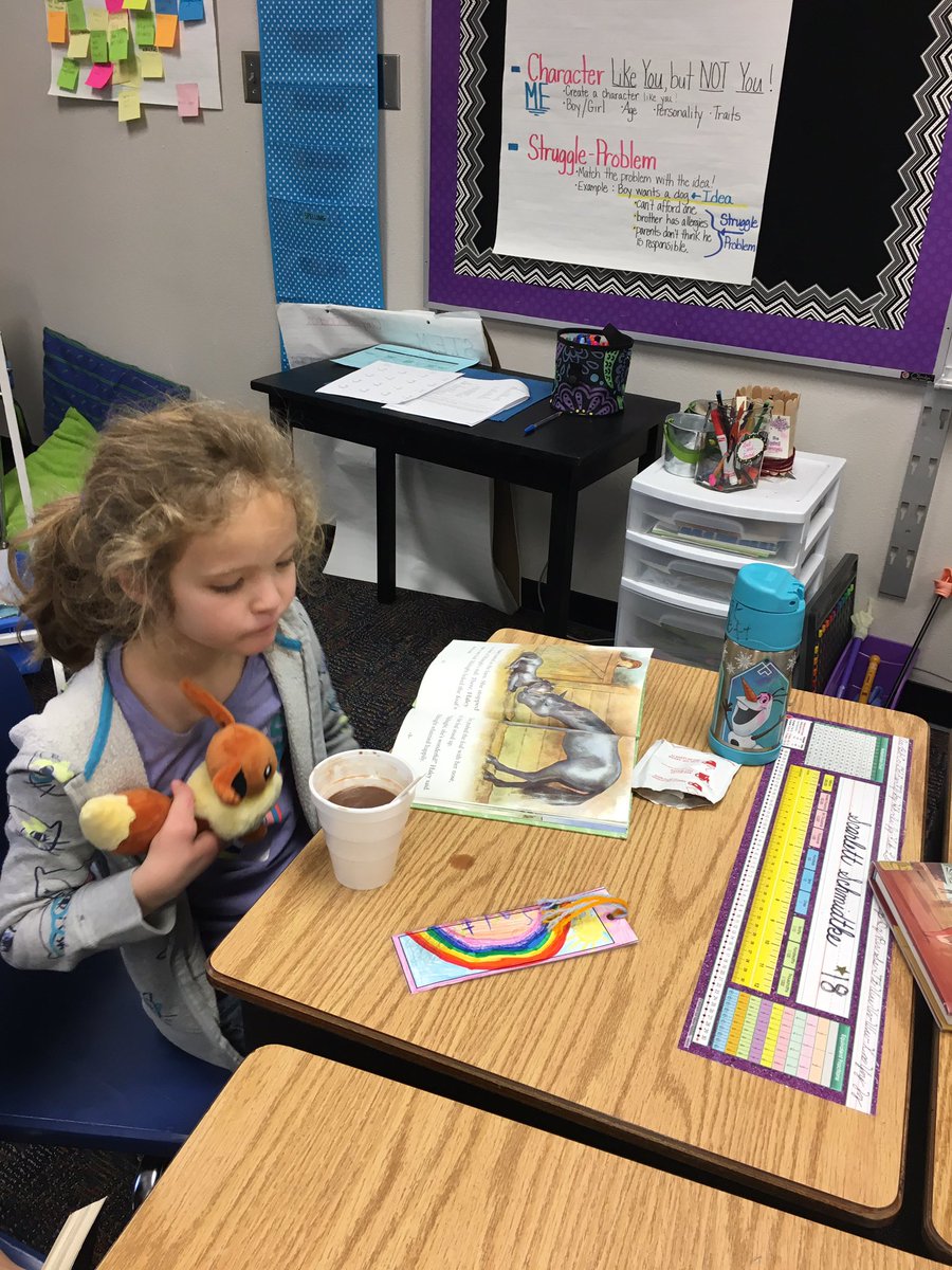 CedarHeights4th's tweet photo. It’s a good day to curl up with a good book and a cup of hot cocoa. #ClassReward#TheyAskedToRead #ATeachersDream 😊 https://t.co/9411u1CUpP