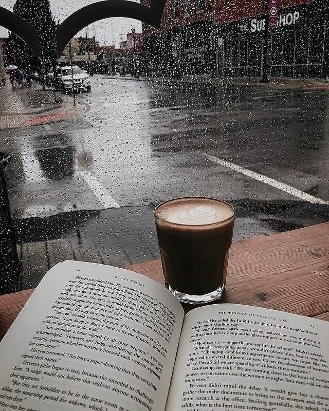 LoveEspressoUK's tweet photo. Perfect way to spend a raining day. Good coffee &amp; a good book.......life is good ☕️
.
Shop Barista Tools 🛒 👉 link in Bio. Discount code: INS179
Use #LECoffee to get featured⠀ 
.
.
#coffeeshop #coffee #coffeeaddict #coffeeaddiction #coffeetime https://t.co/GQ5daAJAKJ
