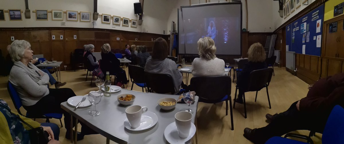 singlanark's tweet photo. Happy new year with a sing a long! #DancingQueen
#abba #lanark #choir #Music #mammamia2 #singlanark @WhatsOnLShire @langreyfriars https://t.co/K8cT706xjE