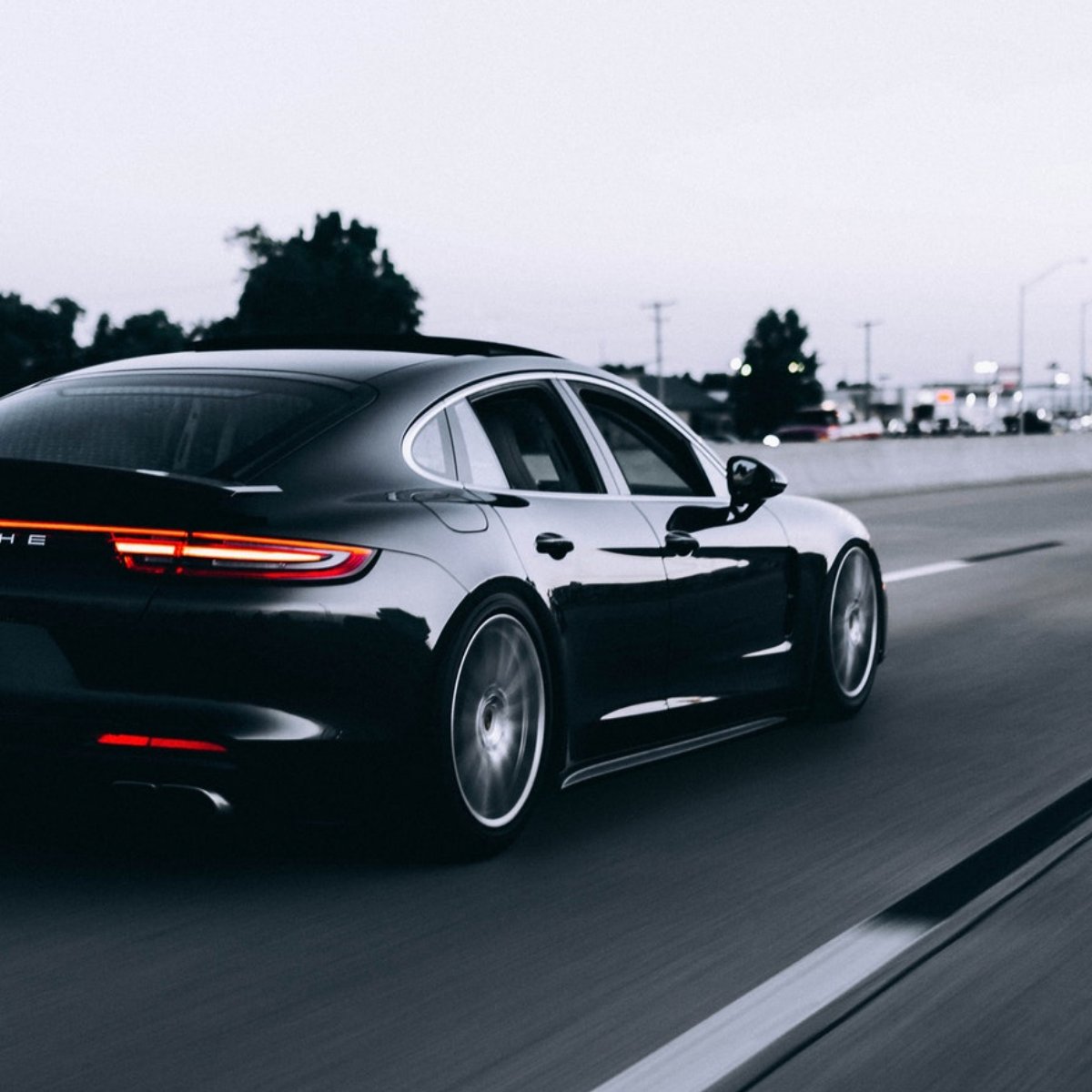HouseAutomotive tweet picture