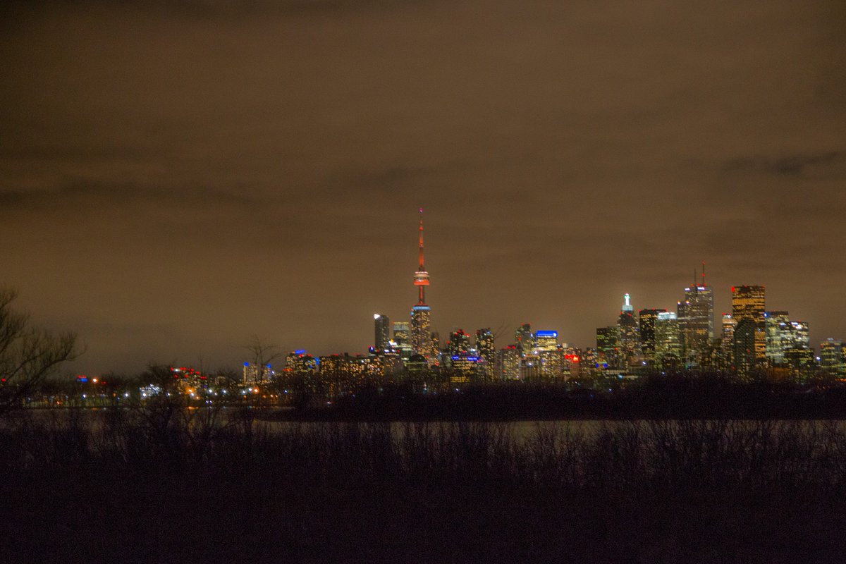 Yesterday's Sunset and Skyline from Leslie Street Spit / Tommy Thompson Park
#TommyThompsonPark #LeslieStreetSpit #Sunset #Toronto #Ontario #Canada #LakeOntario #Clouds #Cloudy #City #Skyline <a href="/TRCA_TTP/">Tommy Thompson Park</a>
